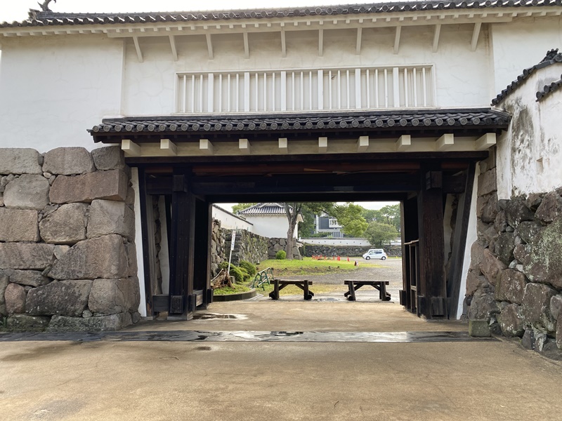 大分府内城大手門