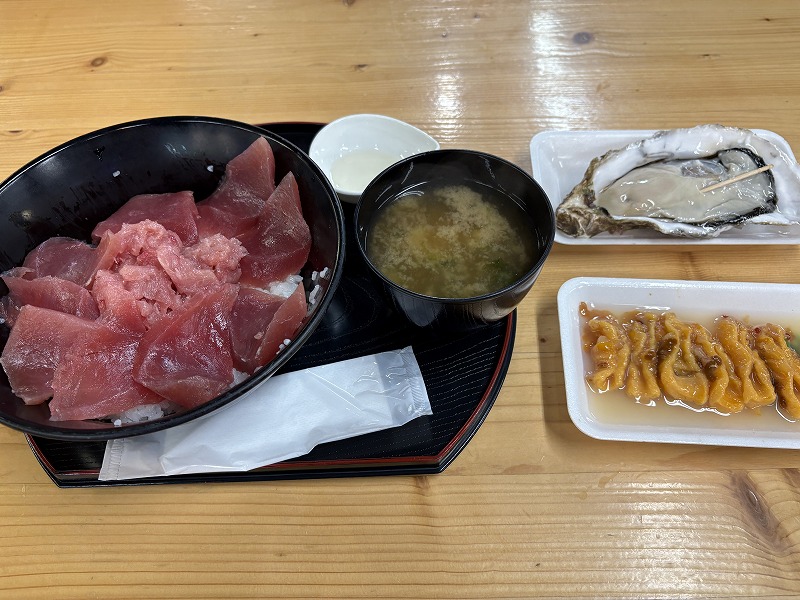 塩釜市場海鮮丼